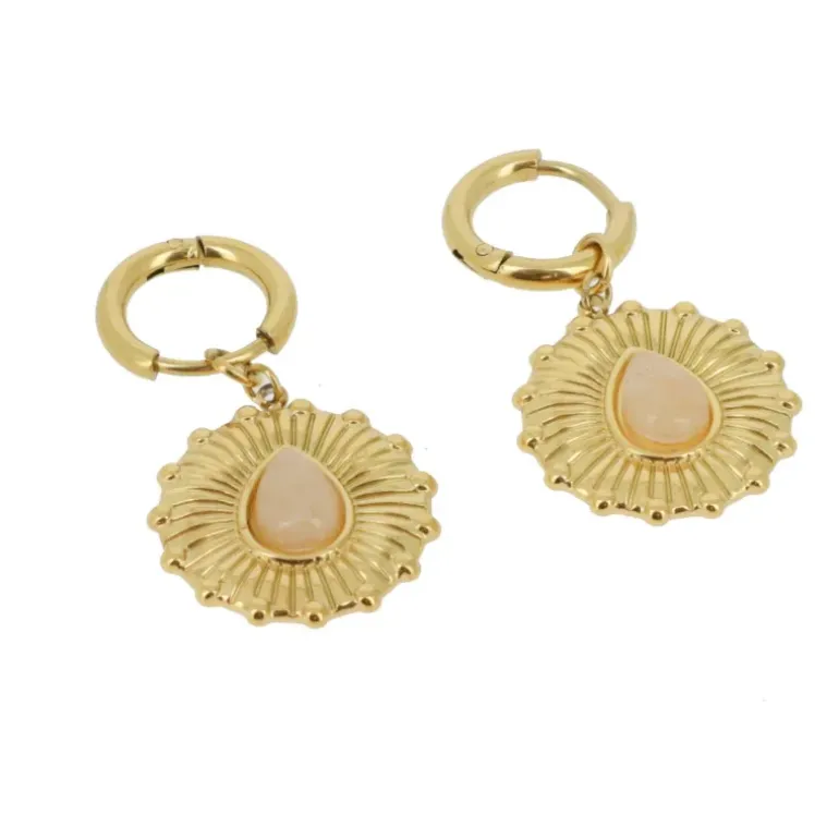 Boucles d'oreilles dorees, Vaala
