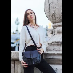 Sac besace porte epaule vintage en cuir KEREMAS